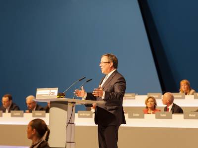 Bundesparteitag am 06.12.2016 - Der stv. Vorsitzende der CDU Deutschlands, Armin Laschet. 